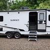 RV for Sale: 2022 SUNSET TRAIL SUPER LITE SS253RB