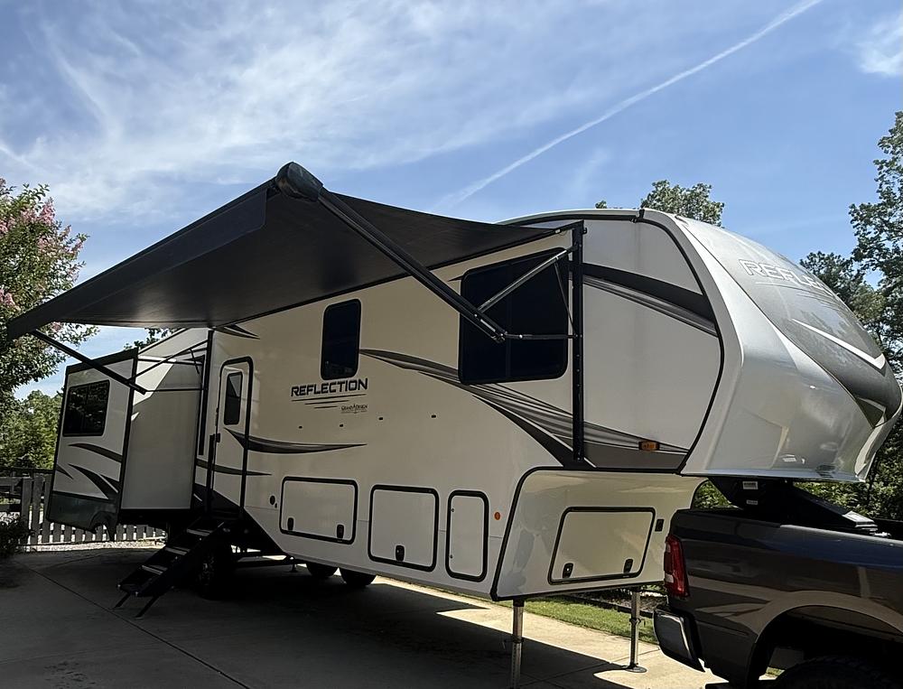 Photo of Rv