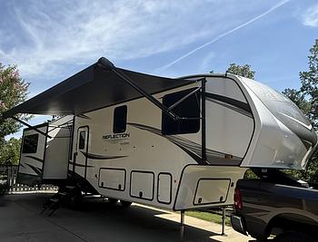 Thumbnail of RV