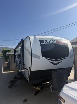 Thumbnail of RV