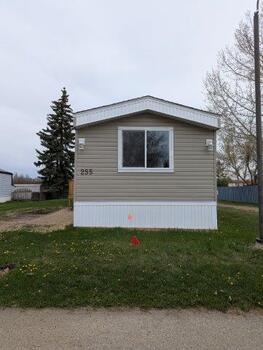 Thumbnail of mobile home