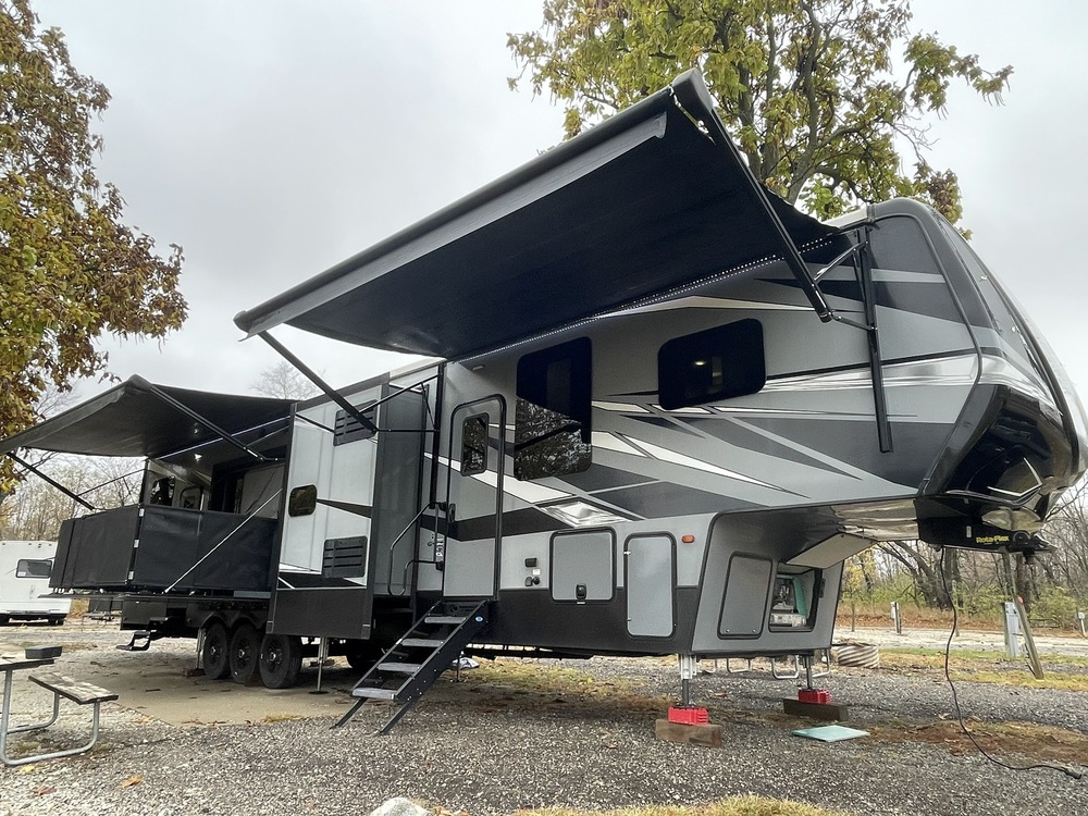 Photo of Rv