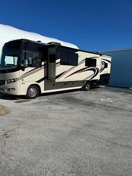 Thumbnail of RV