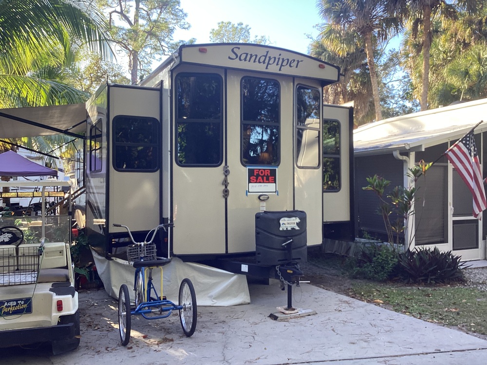 Photo of Rv