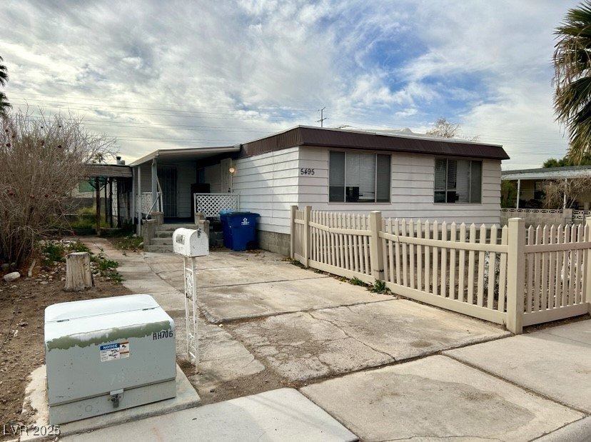 Photo of Mobile Home