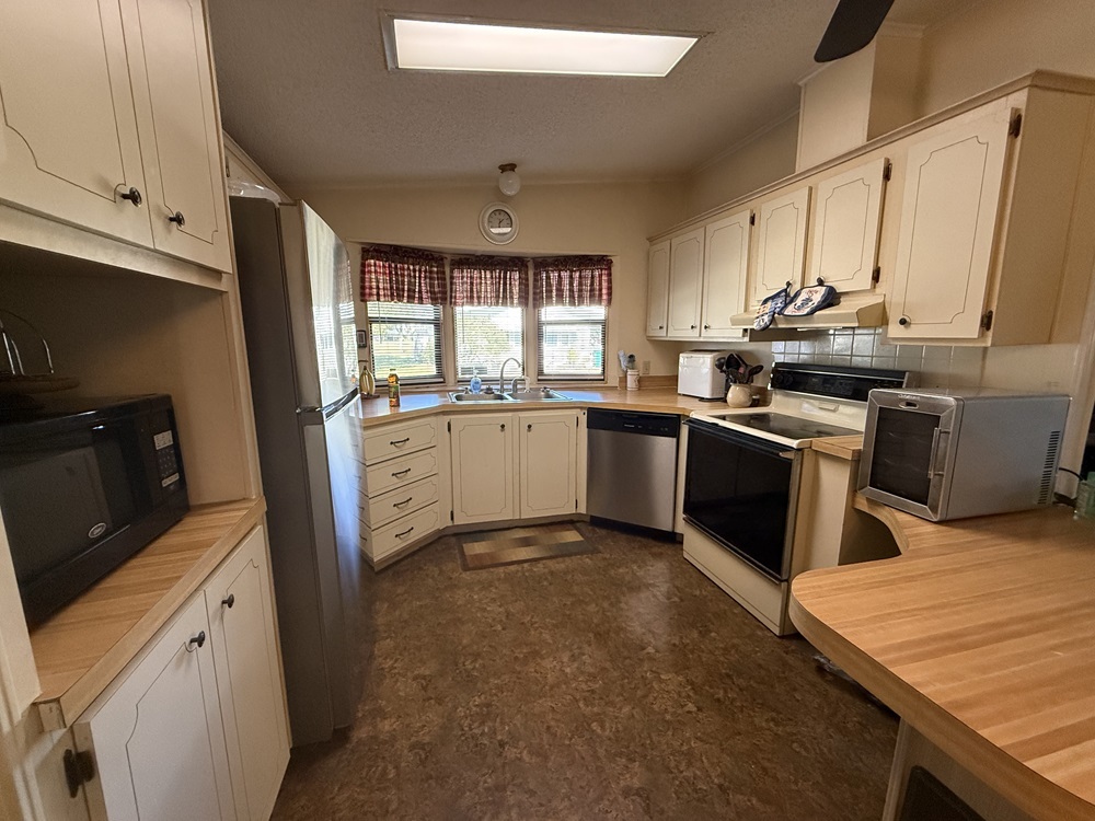 Rolling Greens Village