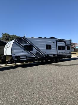 Thumbnail of RV