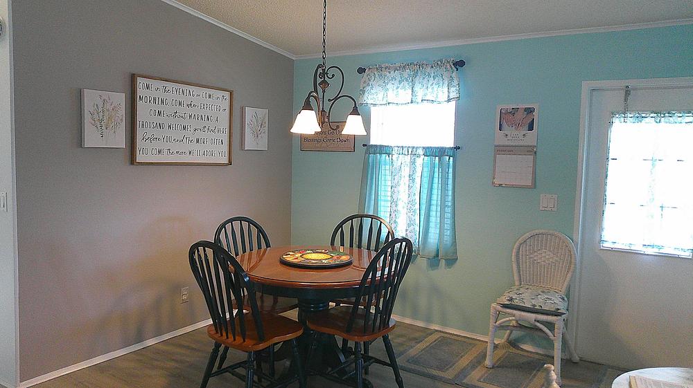 Lake Griffin Harbor Village