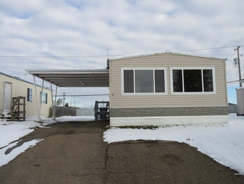 Thumbnail of mobile home