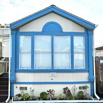 Thumbnail of mobile home