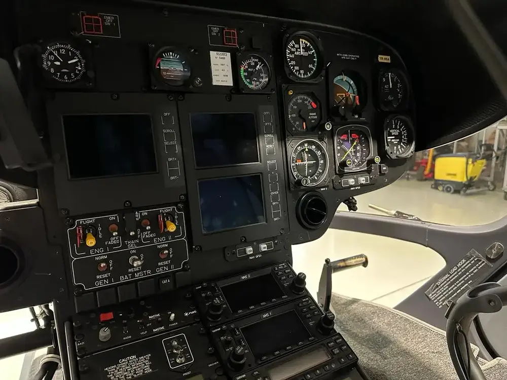 6955/eurocopter-ec135-p2-2006-flightmarket-id-6955-41378.webp
