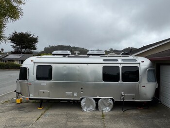 Thumbnail of RV