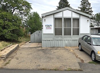Thumbnail of mobile home