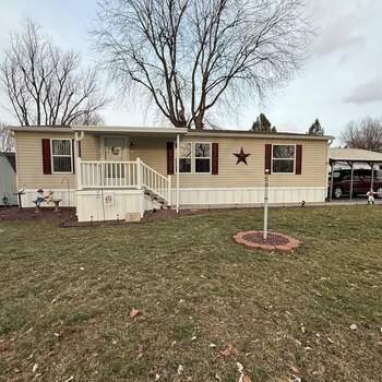 Thumbnail of mobile home