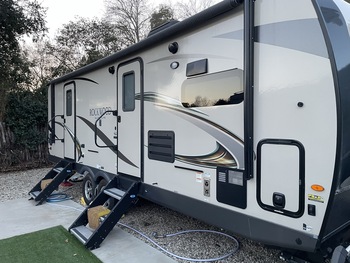 Thumbnail of RV