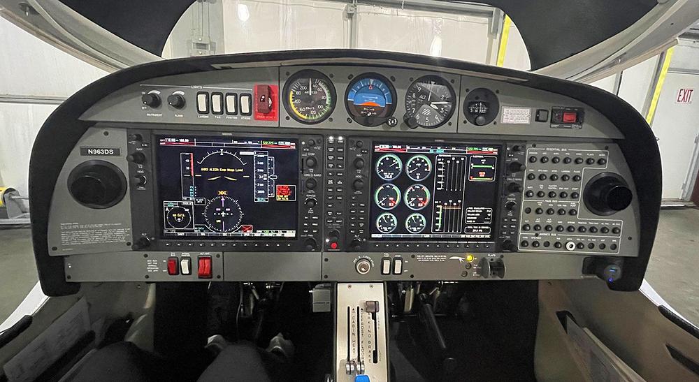 N962DS (61).jpg