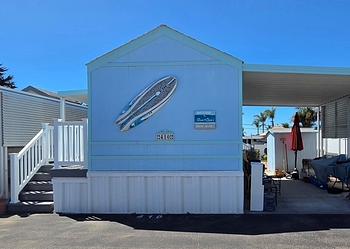 Thumbnail of mobile home