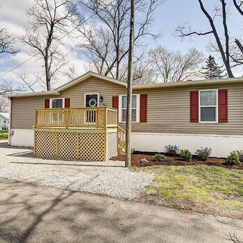 Thumbnail of mobile home