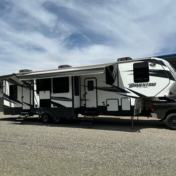 Thumbnail of RV