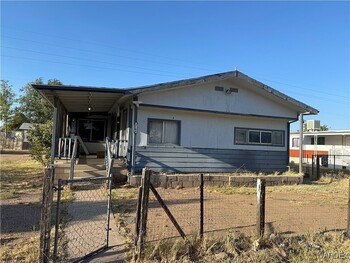 Thumbnail of mobile home