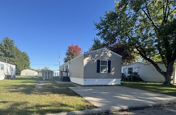 Thumbnail of mobile home