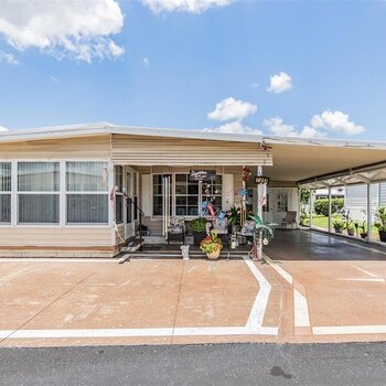 Thumbnail of mobile home