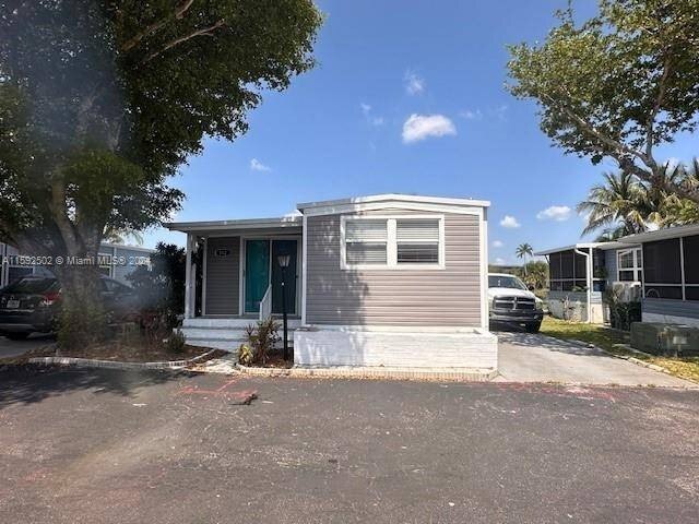 Photo of Mobile Home