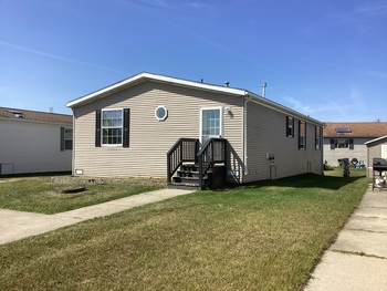 Thumbnail of mobile home