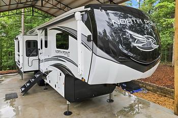 Thumbnail of RV