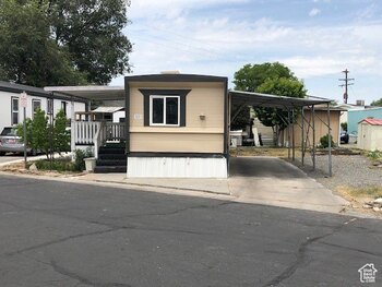 Thumbnail of mobile home