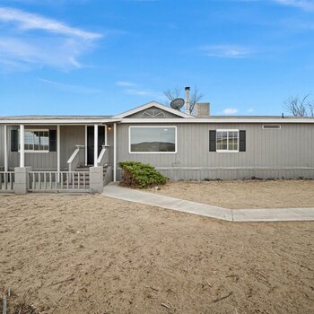 Thumbnail of mobile home