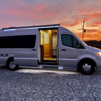 Thumbnail of RV