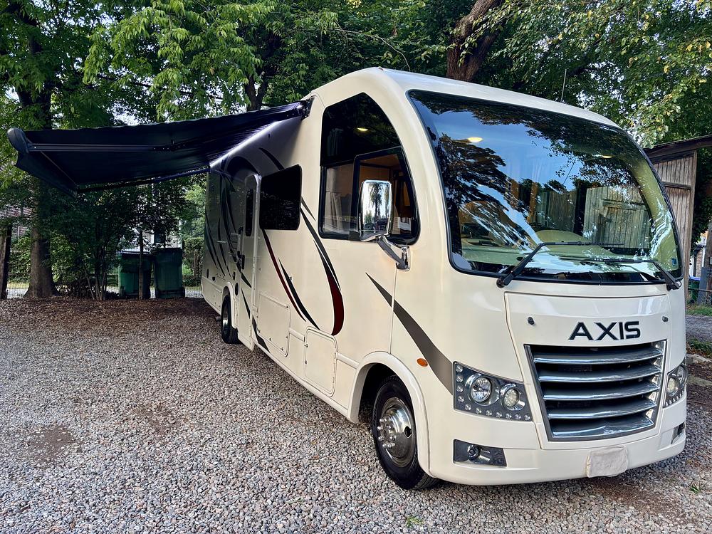 Photo of Rv