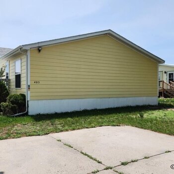 Thumbnail of mobile home