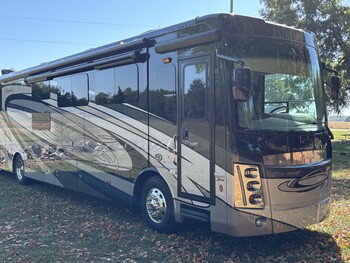 Thumbnail of RV