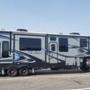 RV for Sale: 2017 FUZION 371