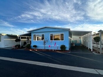 Thumbnail of mobile home