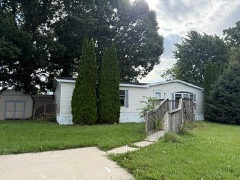 Thumbnail of mobile home