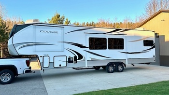 Thumbnail of RV