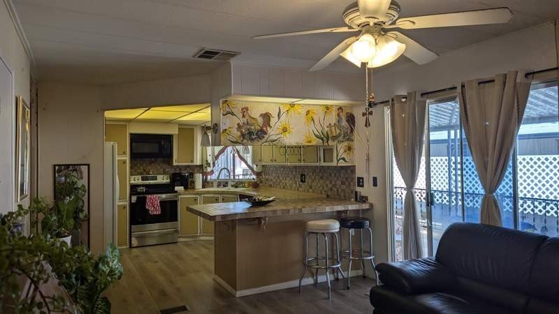 Photo of Mobile Home