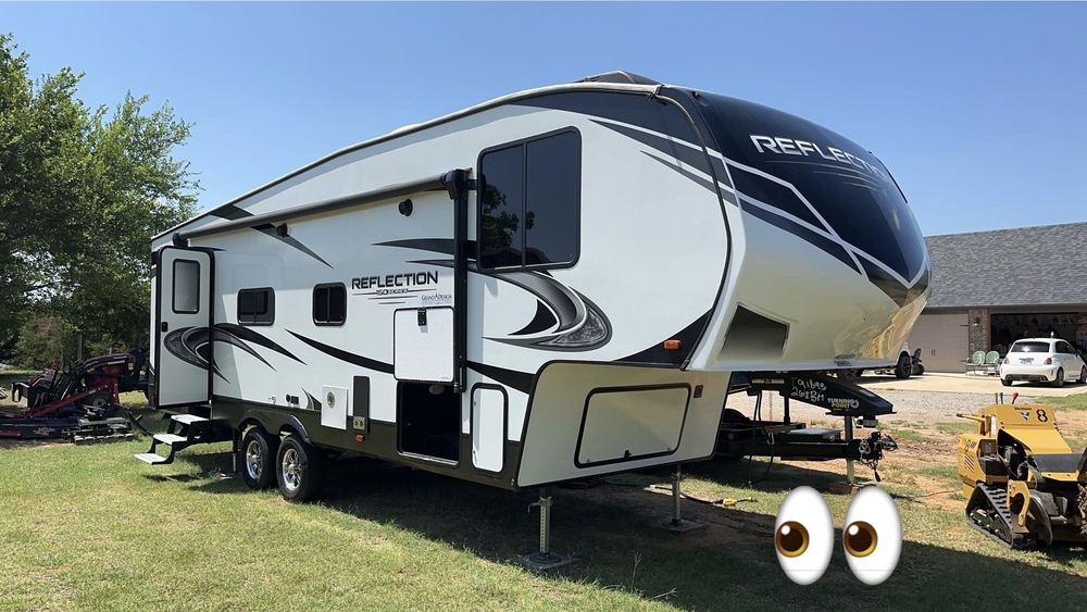 Photo of Rv
