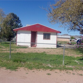 Thumbnail of mobile home