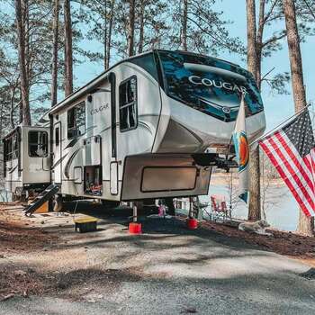 Thumbnail of RV