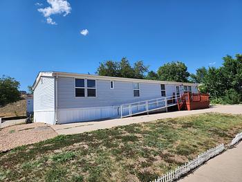Thumbnail of mobile home