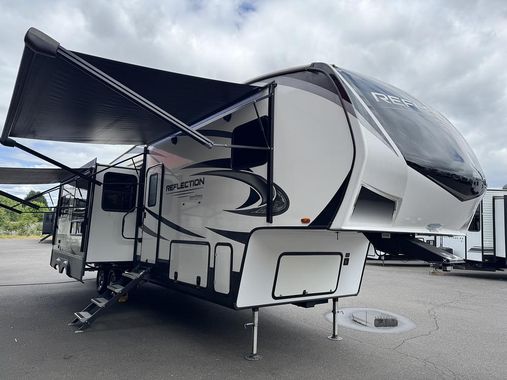 Photo of Rv