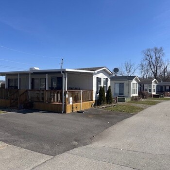 Thumbnail of mobile home