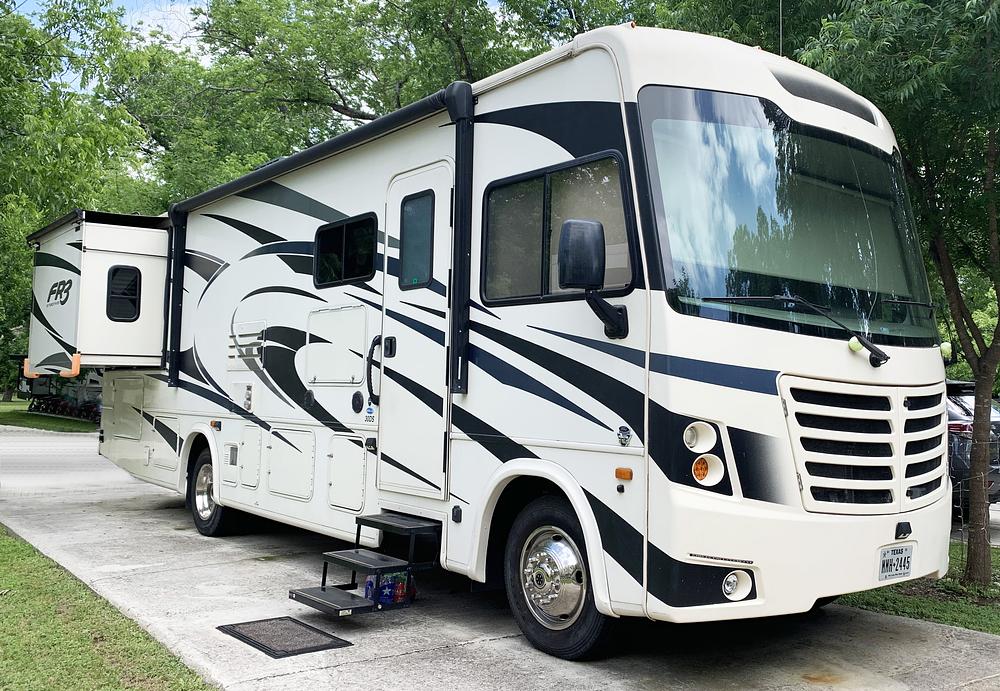 Photo of Rv