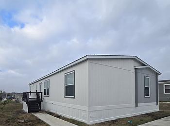 Thumbnail of mobile home