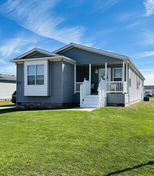 Thumbnail of mobile home