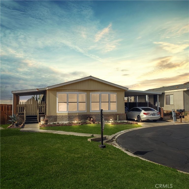 Photo of Mobile Home